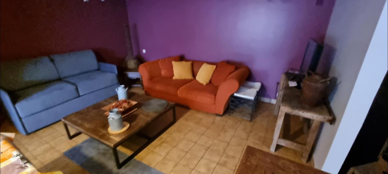 gites de l'archange Courtils Extérieur photo