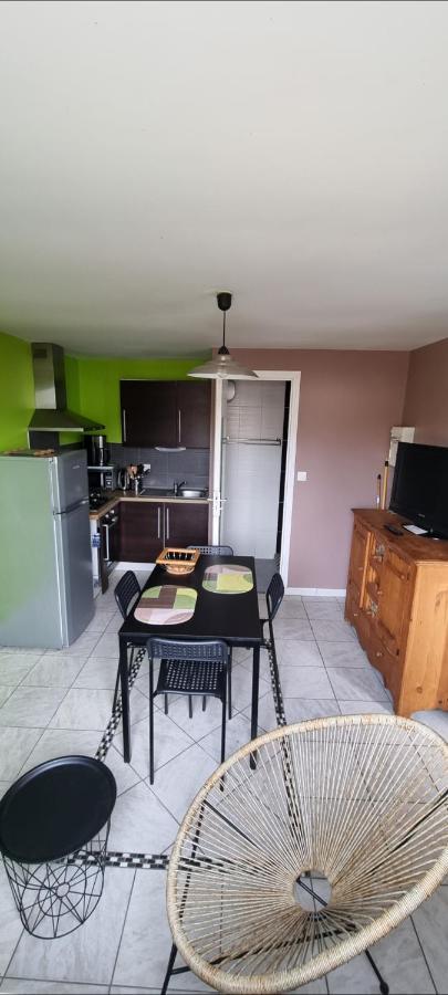 gites de l'archange Courtils Extérieur photo