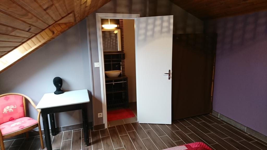 gites de l'archange Courtils Extérieur photo
