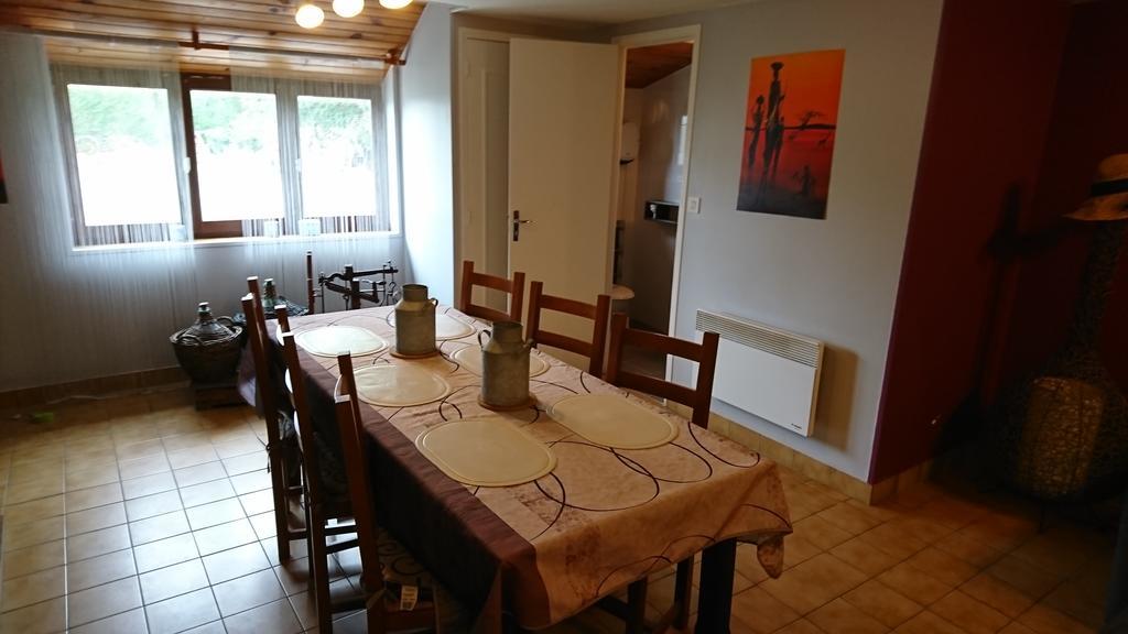 gites de l'archange Courtils Extérieur photo