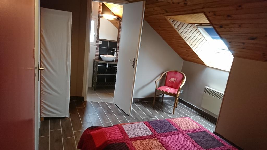 gites de l'archange Courtils Extérieur photo