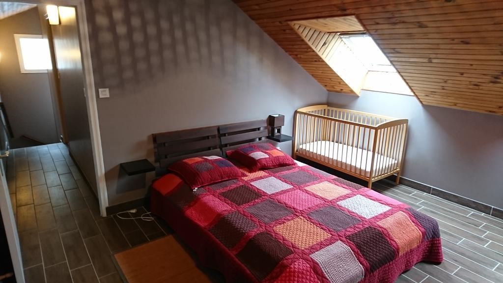 gites de l'archange Courtils Extérieur photo